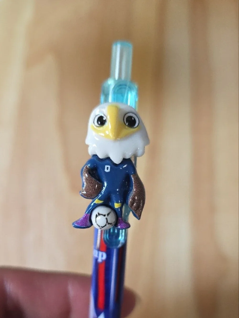 Eagle Figure Soccer Ball Point Pen Nwot
